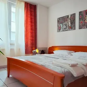  Appartement Compact Cozy Place Good For 3 Person!